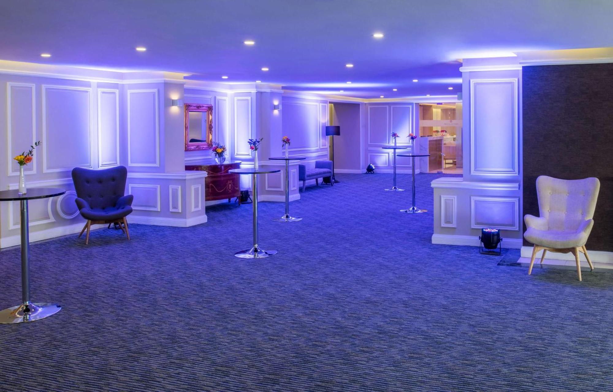 Nh Collection Plaza Santiago Exterior foto The Blue Room at the National Liberal Club